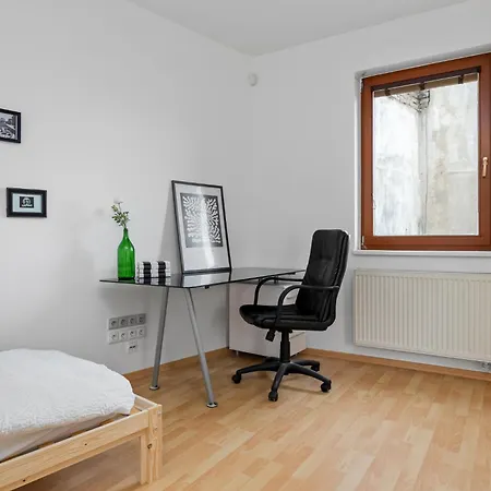 Prima - Spacious In The Main Square With Large Living Apartment *