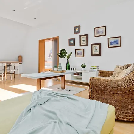 Prima - Spacious In The Main Square With Large Living * Bratislava